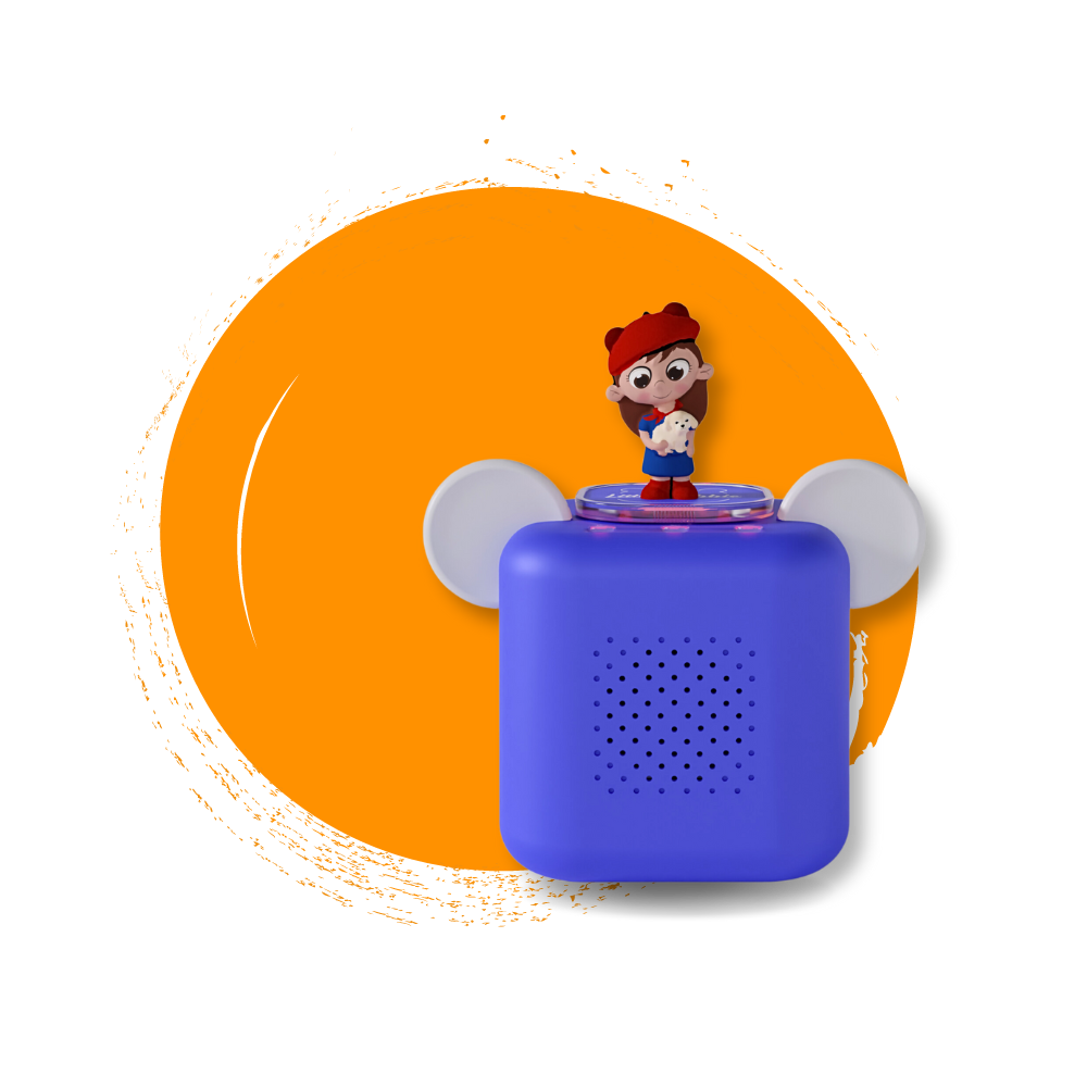 Zoe in Paris little cubbie