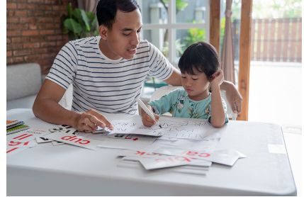 Staying Connected: A Working Father’s Guide to Bonding with Kids